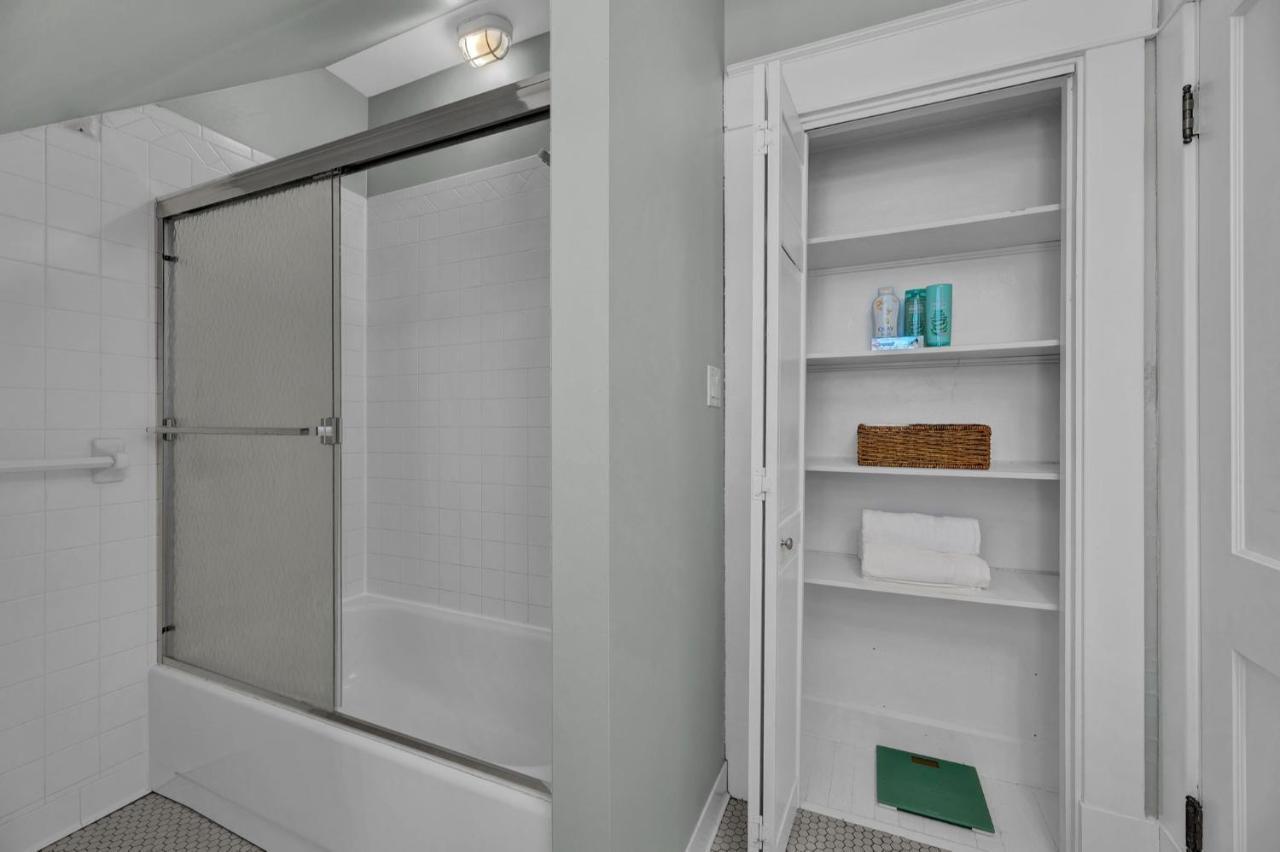 Oakley Square 3Br Charmer - Total Walkability Home 辛辛那提 外观 照片